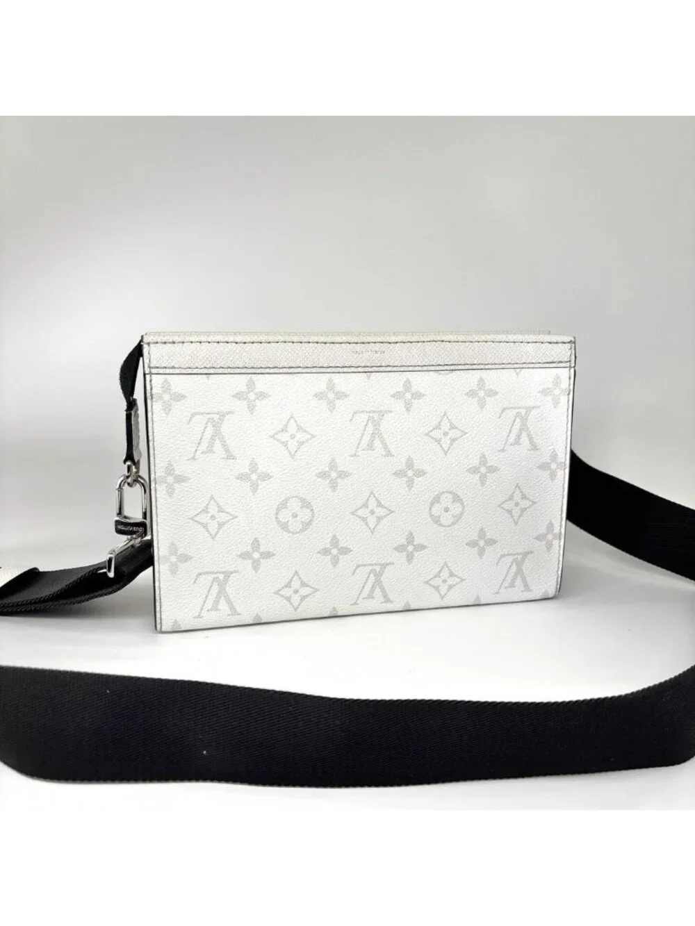 Louis Vuitton Taigarama Monogram Wallet Shoulder Bag